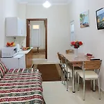 Ekim Hotel