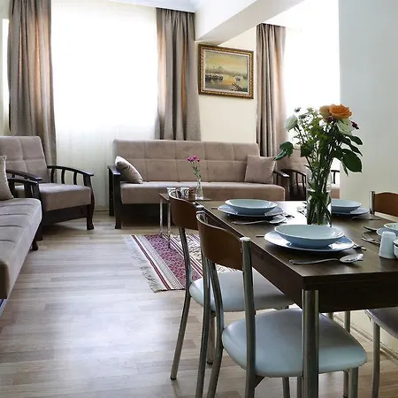 Ekim Hotel 3*