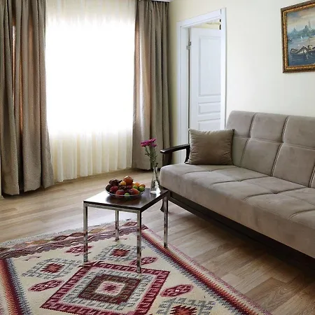 Ekim Hotel 3*