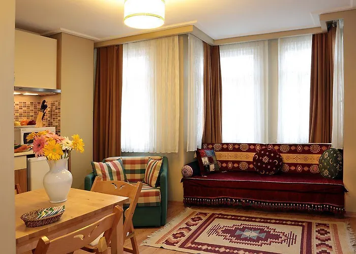 Ekim Hotel 3*